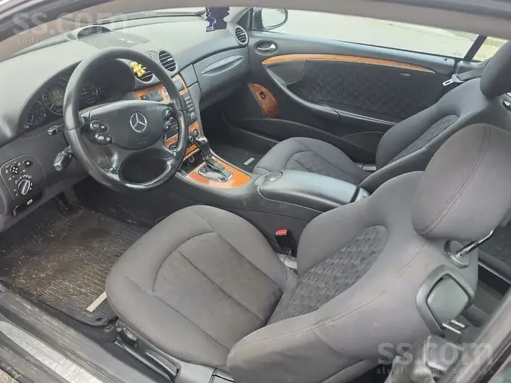 Mercedes-Benz Clk270 2004 photo 3