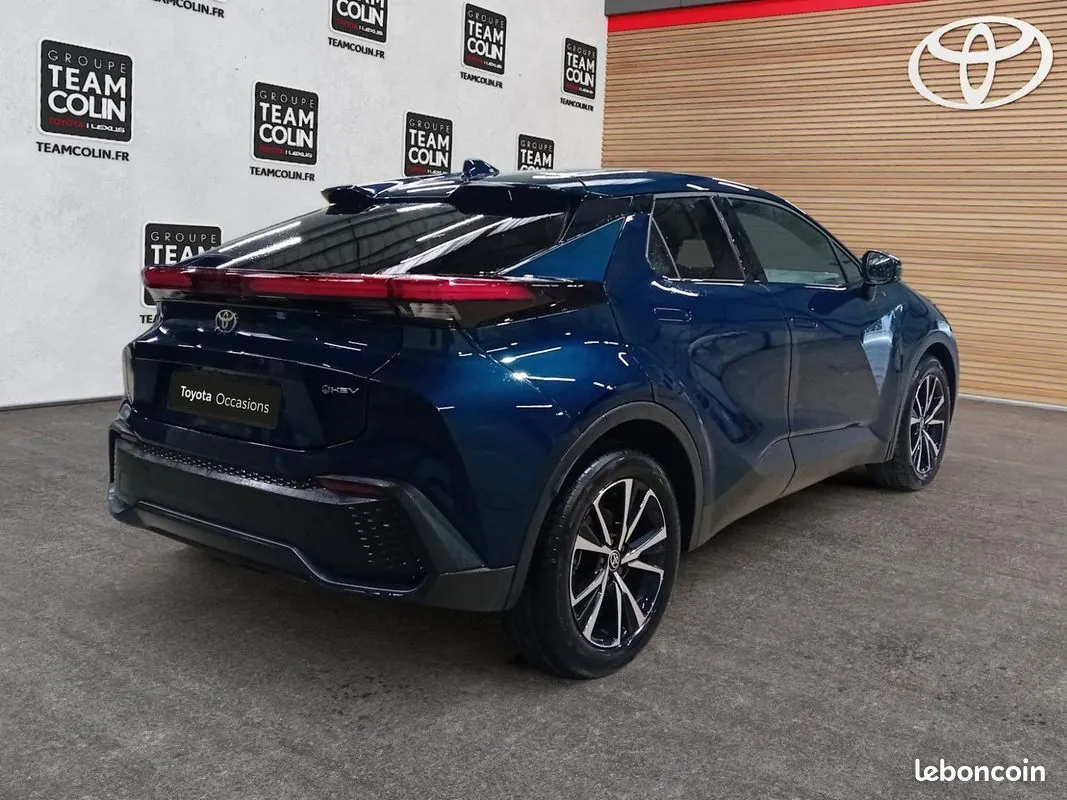 Toyota C-Hr 2025 photo 5