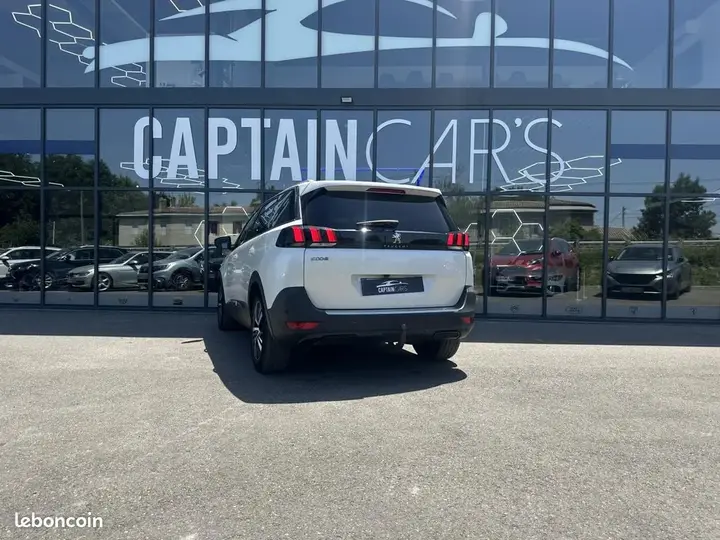 Peugeot 5008 2019 photo 4