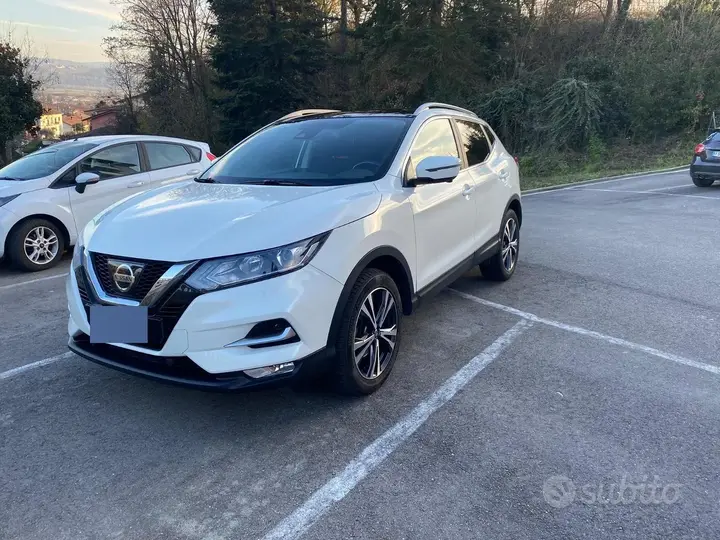 Nissan Quashqai 2018 photo 2