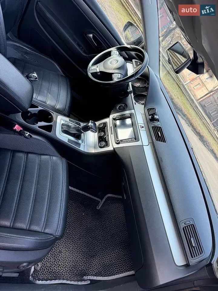 Volkswagen Cc / Passat Cc 2009 photo 5