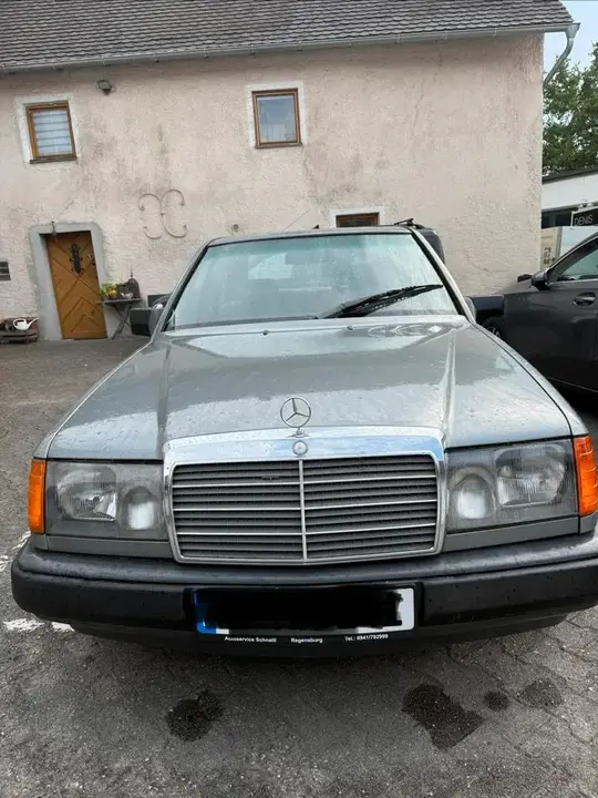 Mercedes-Benz Mercedes-Benz