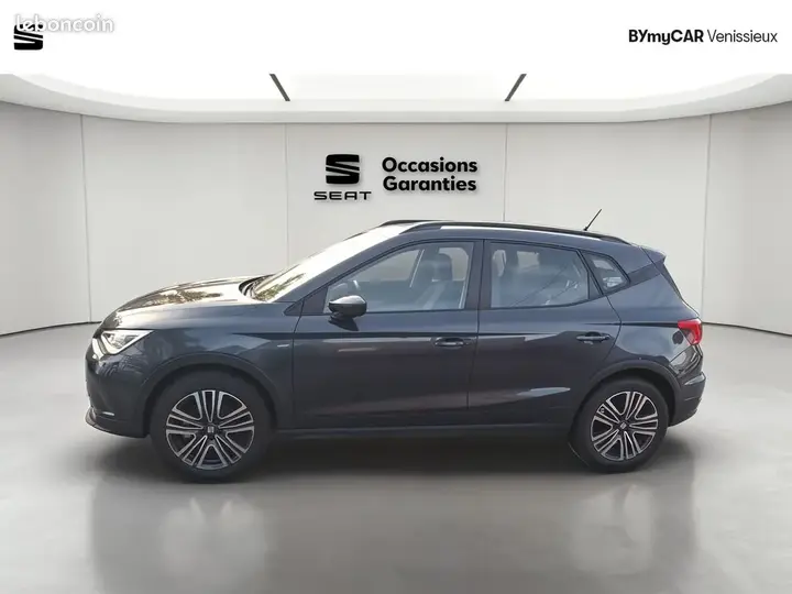 Seat Arona 2024 photo 2