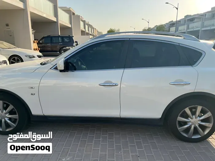 Infiniti Qx50 2015 photo 2