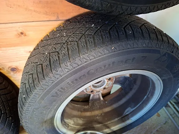Volvo V50 2011 photo 2