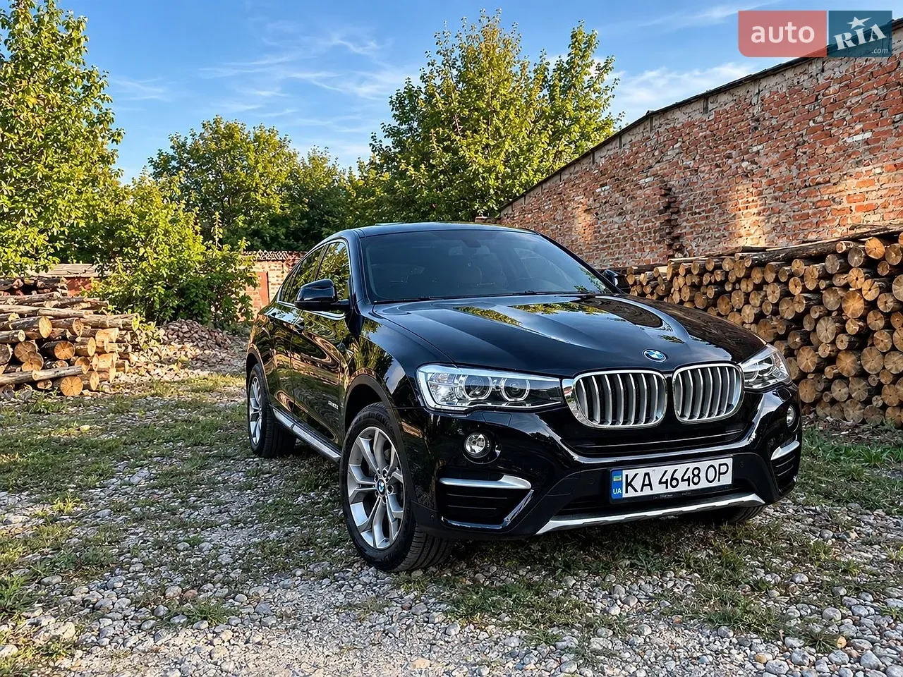 BMW X4 2016 photo 2