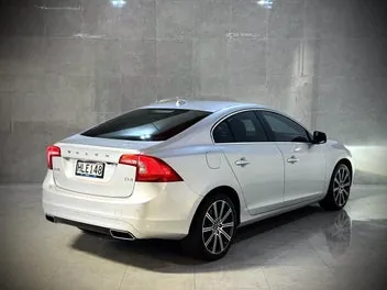 Volvo S60 2014 photo 4