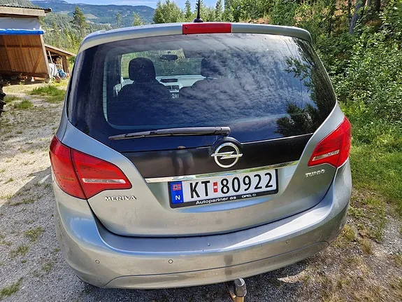 Opel Meriva 2011 photo 2