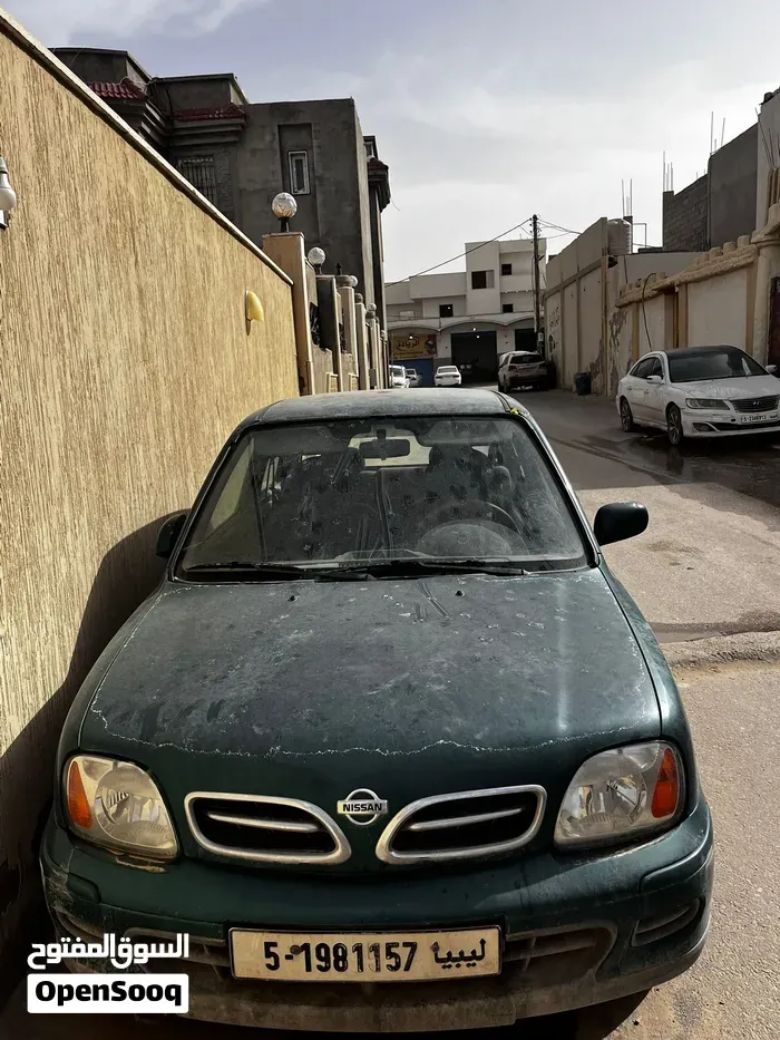 Nissan Micra 2000 photo 2