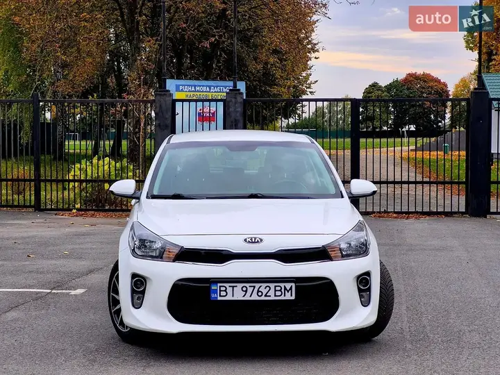 Kia Rio 2018 photo 2