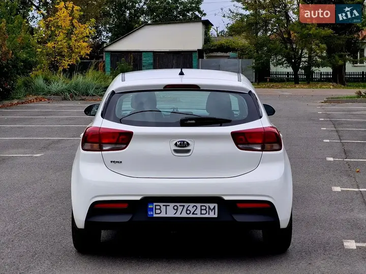 Kia Rio 2018 photo 5
