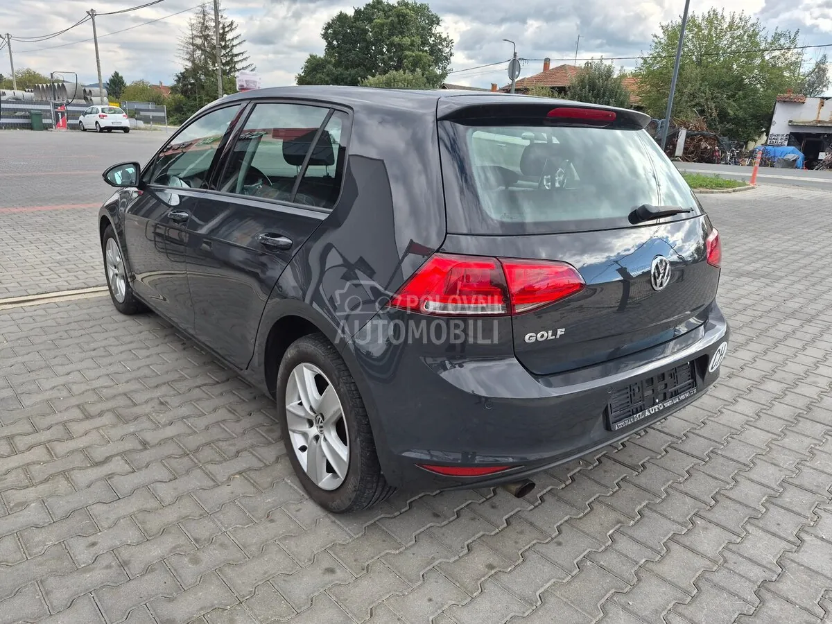 Volkswagen Golf 2013 photo 3