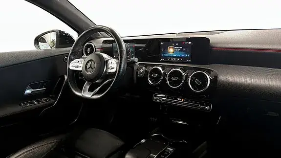 Mercedes-Benz A 180 2019 photo 3