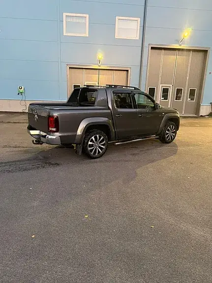 Volkswagen Amarok 2017 photo 2