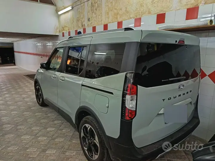 Ford Tourneo Courier
