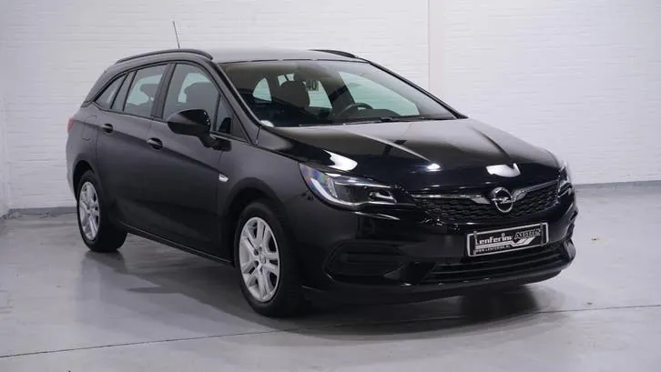 Opel Astra 2021 photo 3