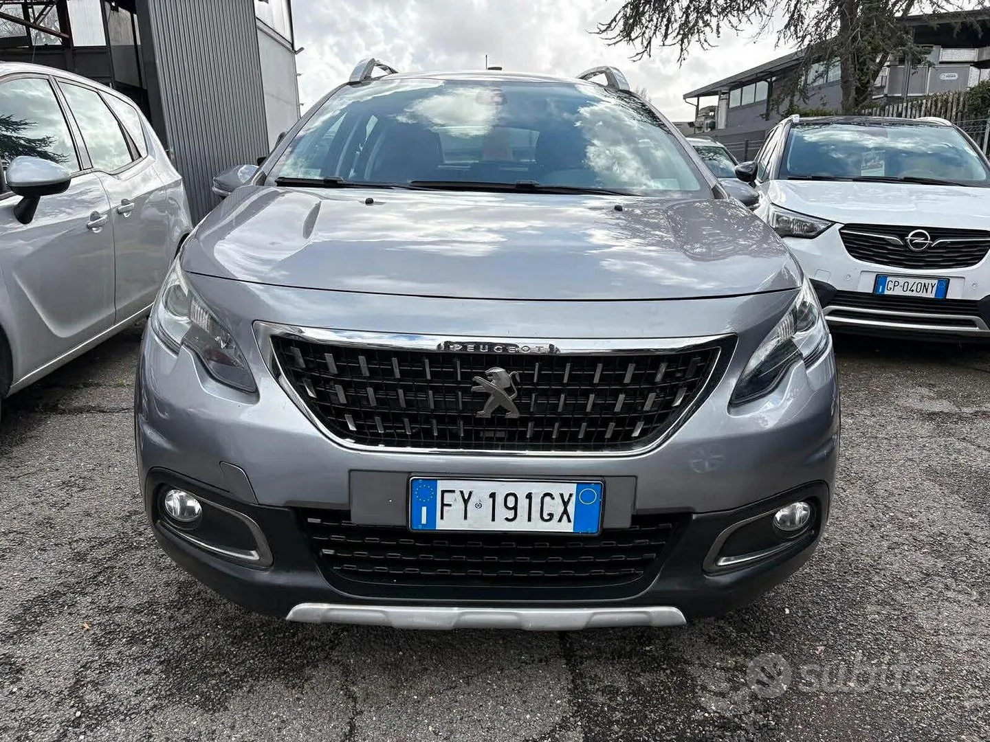 Peugeot 2008 2019 photo 2