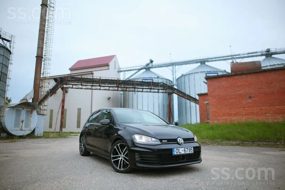 Volkswagen Golf 7 2013 photo 2