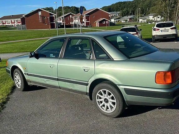 Audi 100 1992 photo 2