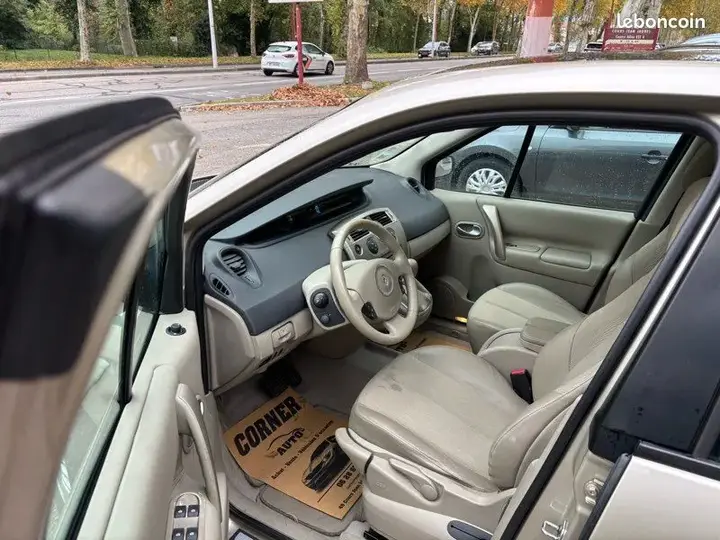Renault Scenic 2008 photo 4