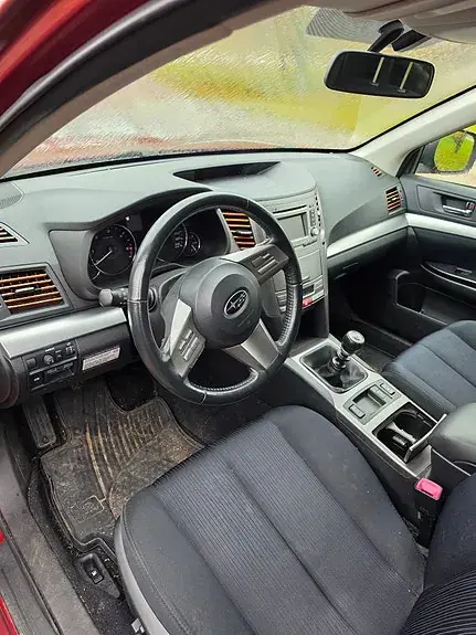 Subaru Legacy 2012 photo 3