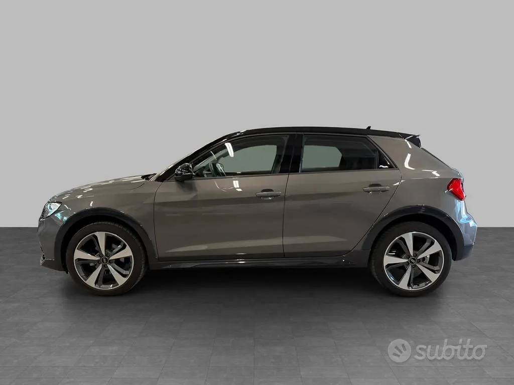 Audi A1 2024 photo 2