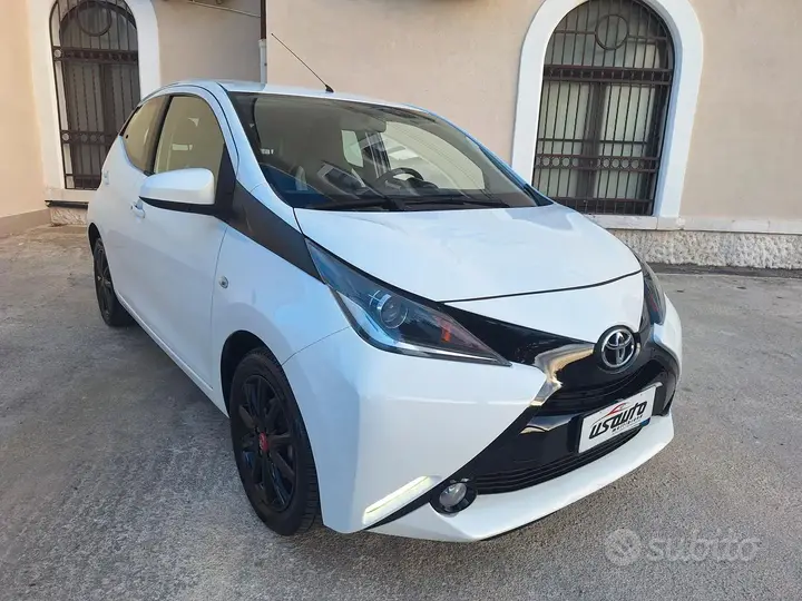 Toyota Aygo 2014 photo 2