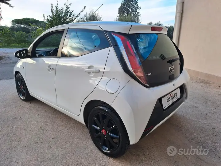 Toyota Aygo 2014 photo 4