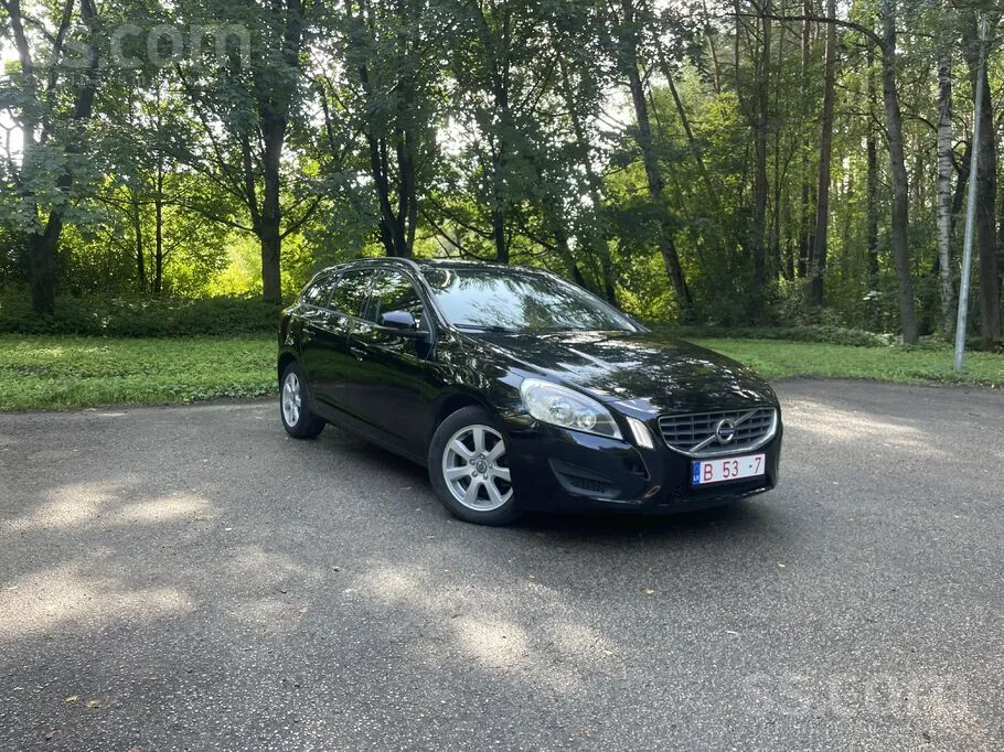 Volvo V60 2012 photo 2