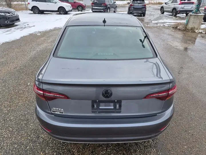 Volkswagen Jetta 2019 photo 5