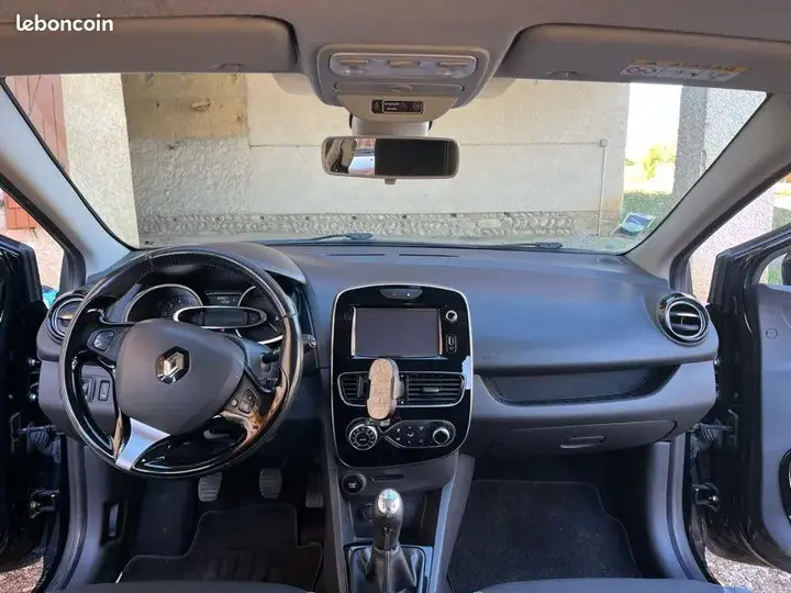 Renault Clio 2016 photo 5
