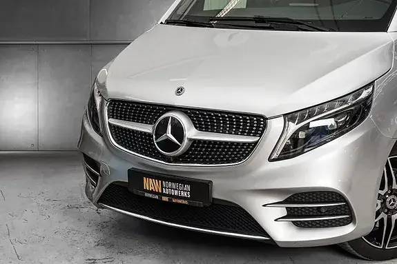 Mercedes-Benz V 300 D 2023 photo 2