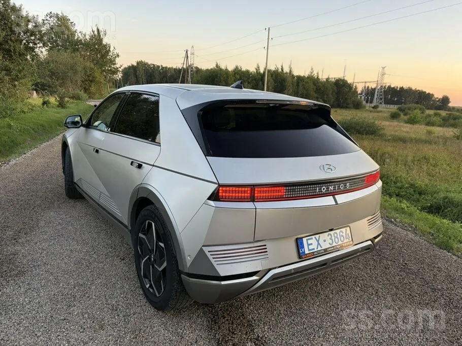 Hyundai Ioniq 5 2022 photo 3
