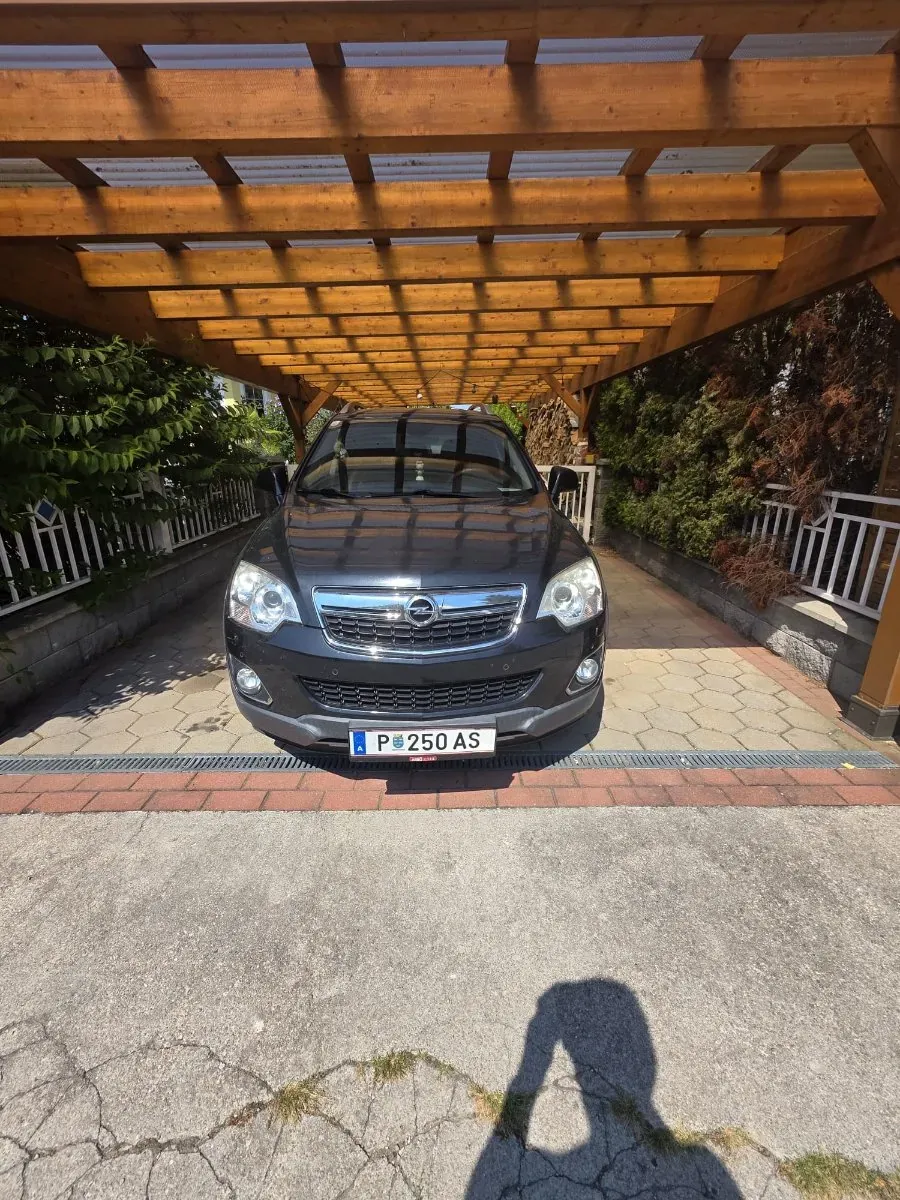 Opel Antara 2013 photo 2