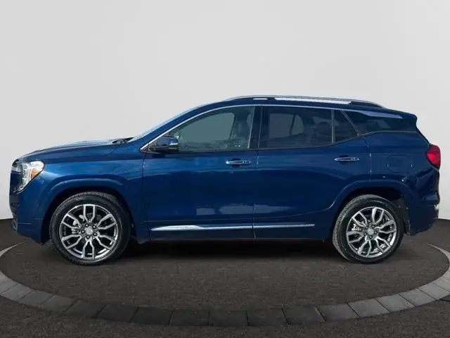 GMC Terrain 2022 photo 2