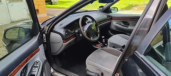 Peugeot 406 2002 photo 5