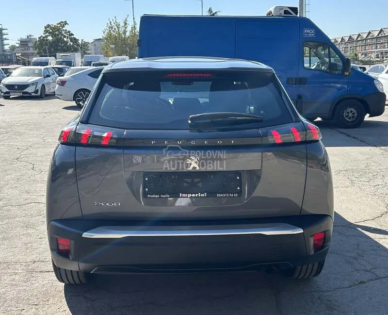 Peugeot 2008 2021 photo 5