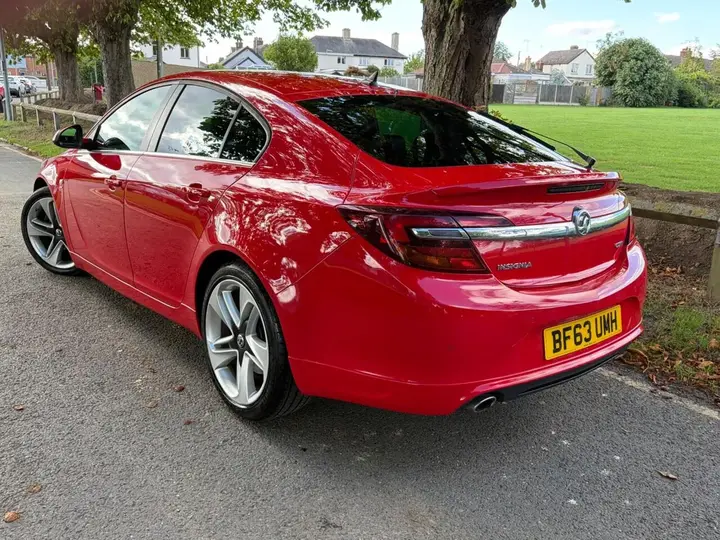 Vauxhall Insignia 2013 photo 4