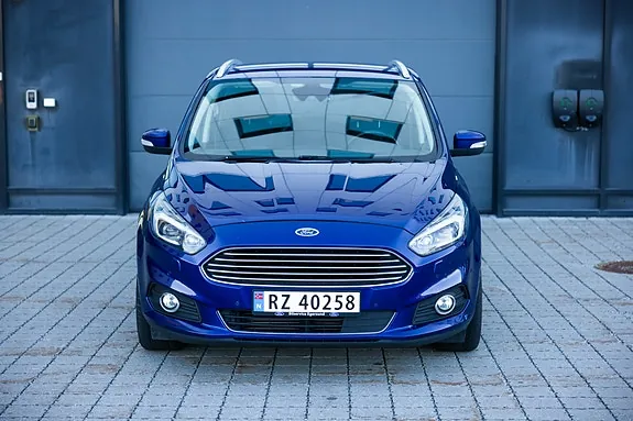 Ford S-Max 2017 photo 3