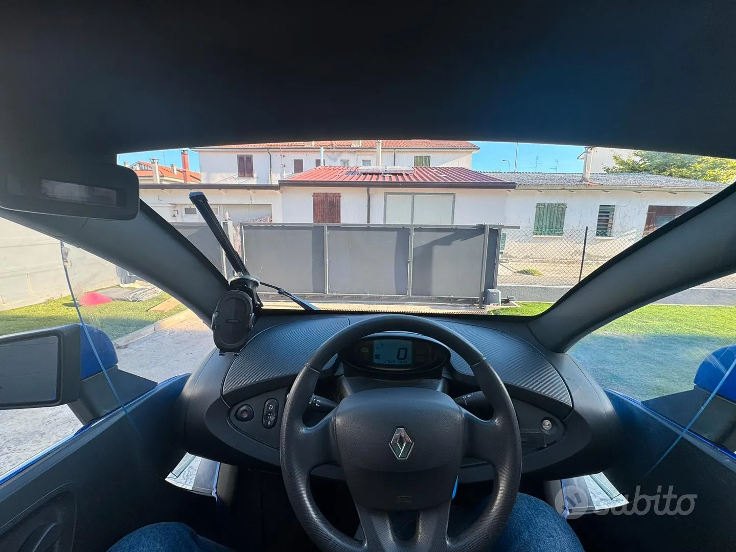 Renault Twizy 2016 photo 2