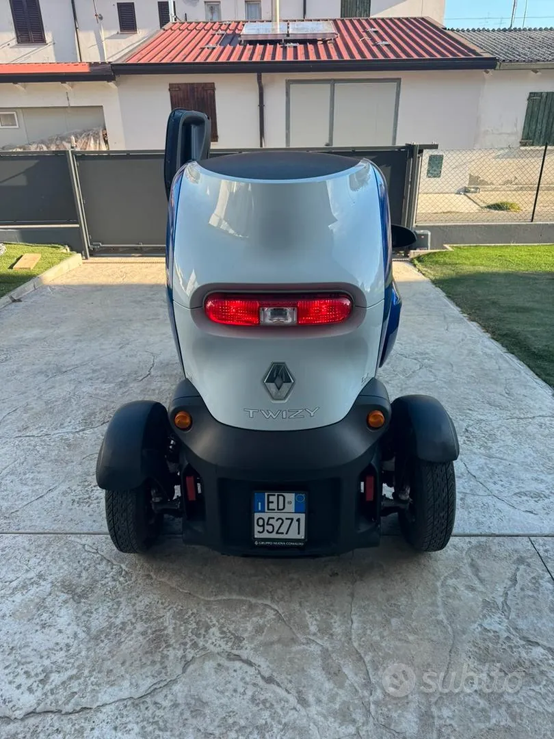Renault Twizy 2016 photo 5