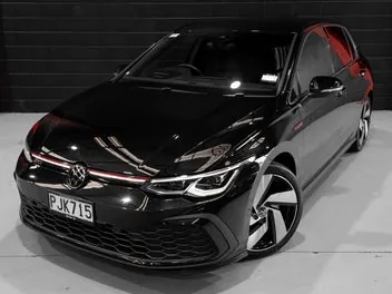 Volkswagen Golf 2022 photo 2
