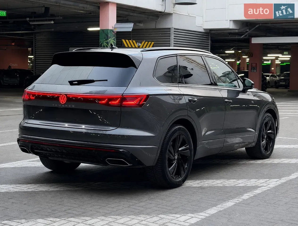 Volkswagen Touareg 2024 photo 5