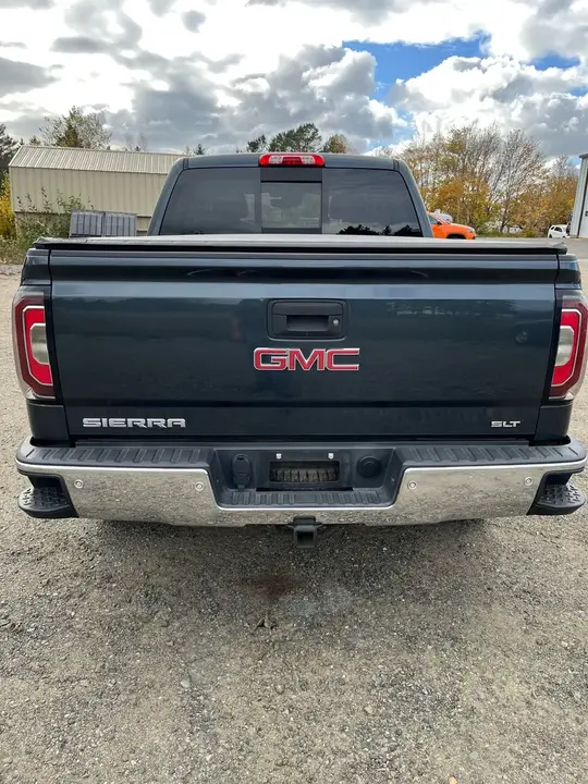 GMC Sierra 1500 2018 photo 2