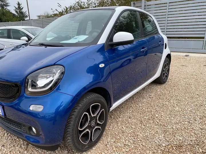 Smart Forfour 2019 photo 3