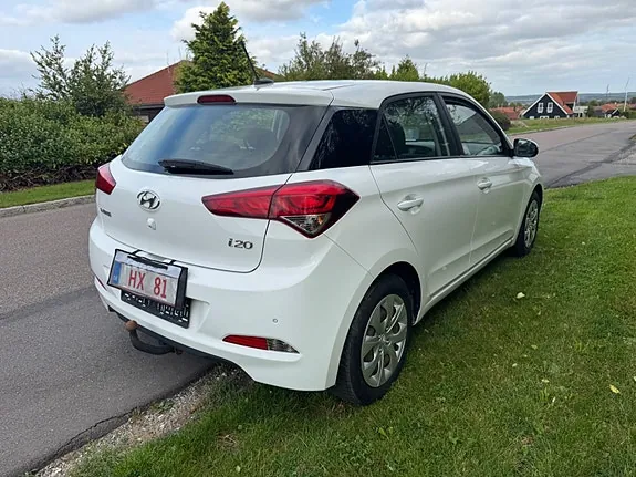 Hyundai I20 2017 photo 3