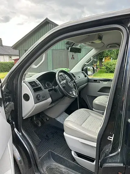 Volkswagen Transporter 2012 photo 2
