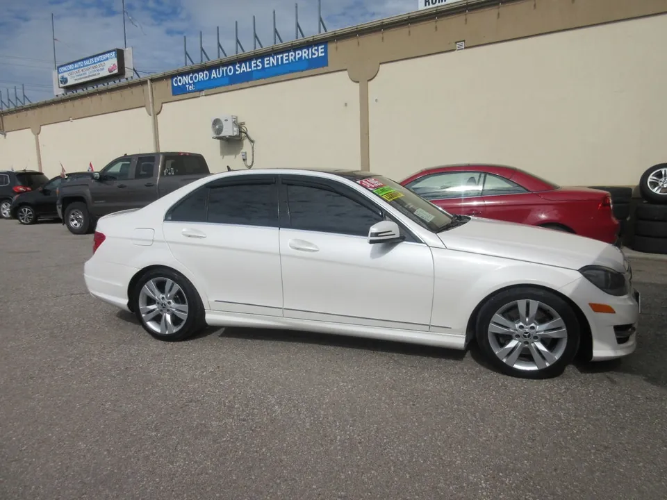 Mercedes-Benz C-Class 2012 photo 5