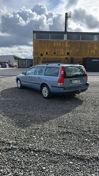 Volvo V70 2004 photo 3
