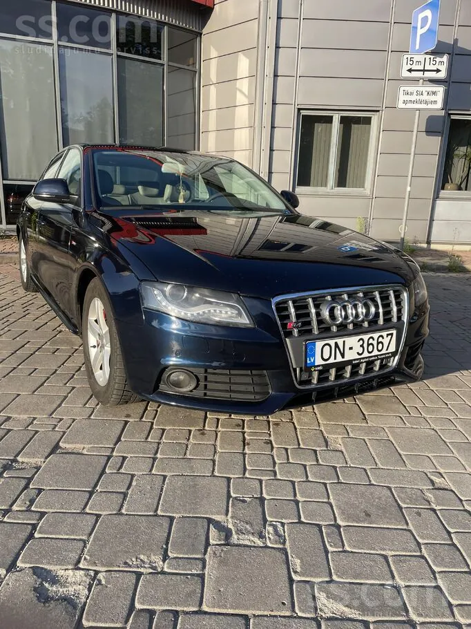Audi A4 2008 photo 2